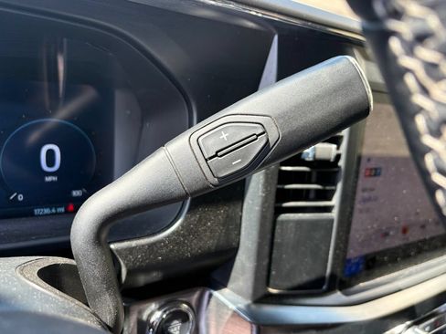 Used 2025 Ford F250 Lariat w/ Tremor Off-Road Package AWD/4WD image 23