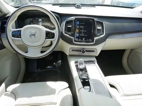 Used 2022 Volvo XC90 T8 Inscription AWD/4WD image 13