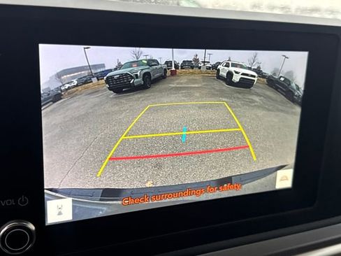 Used 2025 Toyota Tacoma SR5 image 22