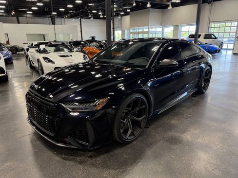 Used 2025 Audi RS 7 Performance AWD/4WD image 3