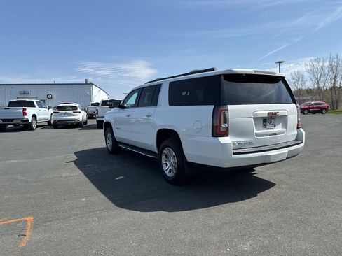 Used 2019 GMC Yukon XL SLT w/ Open Road Package AWD/4WD image 5