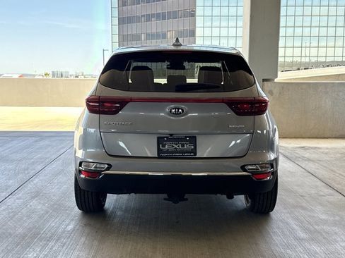 Used 2022 Kia Sportage LX w/ LX FWD Value Edition Package image 8