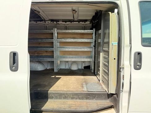 Used 2019 GMC Savana 3500 w/ Driver Convenience Package RWD image 26