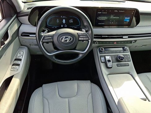 Certified 2023 Hyundai Palisade SEL image 12