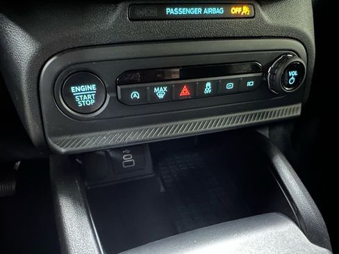 Certified 2025 Ford Bronco Sport Big Bend w/ Convenience Package image 38