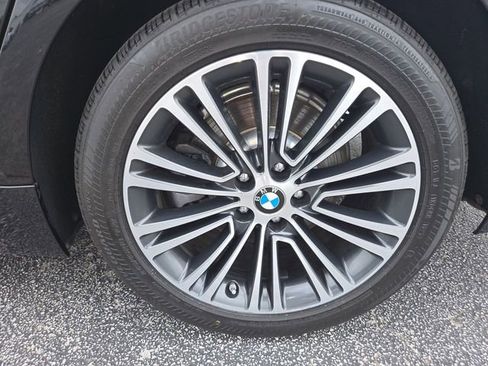 Used 2018 BMW 530i xDrive AWD/4WD image 10