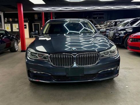 Used 2016 BMW 750i xDrive AWD/4WD image 2