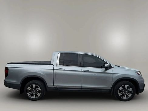 Used 2017 Honda Ridgeline RTL-T image 5