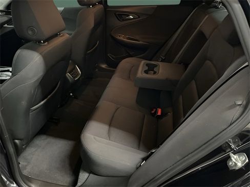 Used 2022 Chevrolet Malibu LT image 13