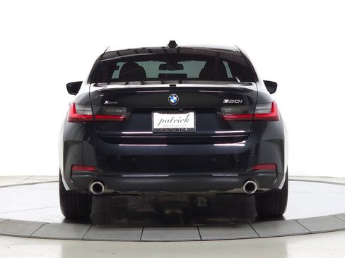 Used 2023 BMW 330i xDrive Sedan w/ Premium Package AWD/4WD image 7
