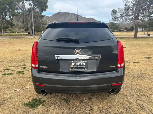 Used 2016 Cadillac SRX Luxury image 7