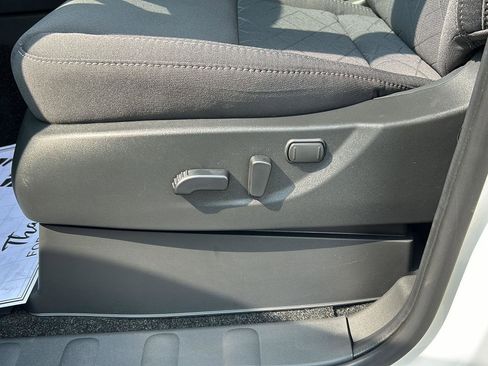 New 2026 Nissan Frontier SV w/ Tow Package image 18