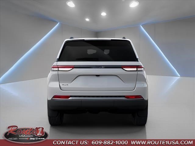 New 2026 Jeep Grand Cherokee Altitude AWD/4WD image 8
