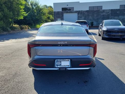 New 2026 Kia K4 FWD image 5