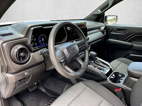 Used 2025 Chevrolet Colorado Trail Boss w/ Midnight Edition AWD/4WD image 14