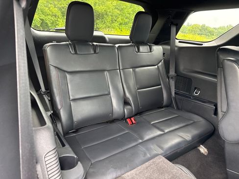 Used 2025 Ford Explorer ST-Line AWD/4WD image 14
