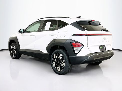 Used 2024 Hyundai Kona SEL image 5