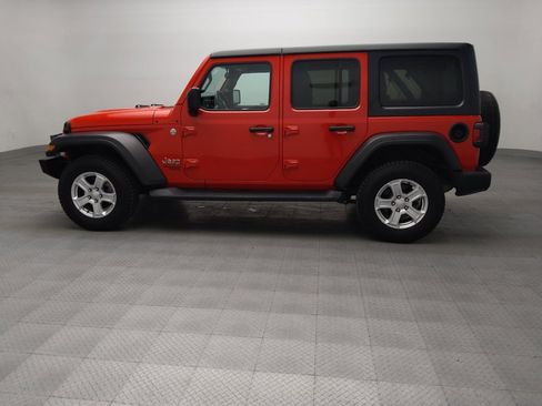 Used 2021 Jeep Wrangler Unlimited Sport AWD/4WD image 3