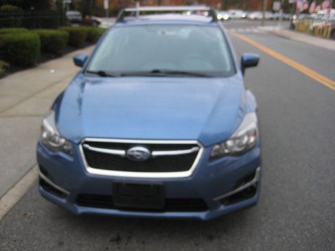 Used 2016 Subaru Impreza 2.0i Premium image 2