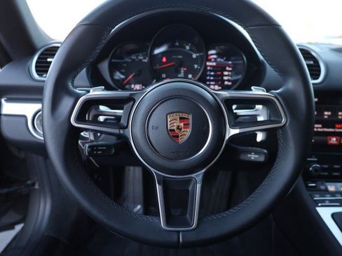 Used 2018 Porsche 718 Cayman RWD image 27