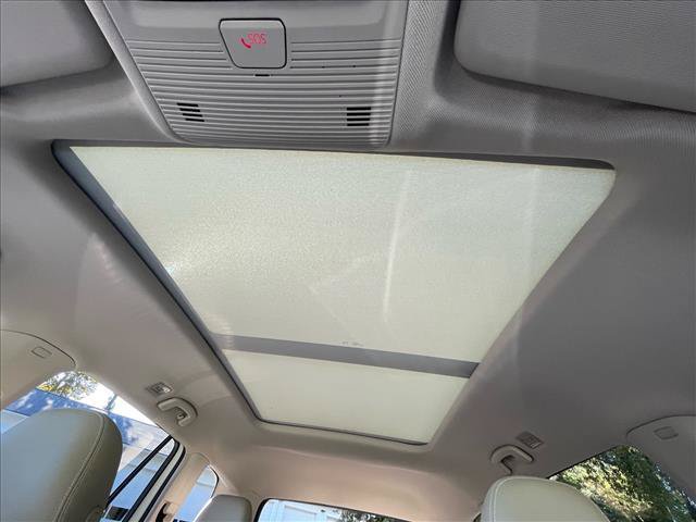 Used 2026 Volkswagen Atlas SE FWD image 5