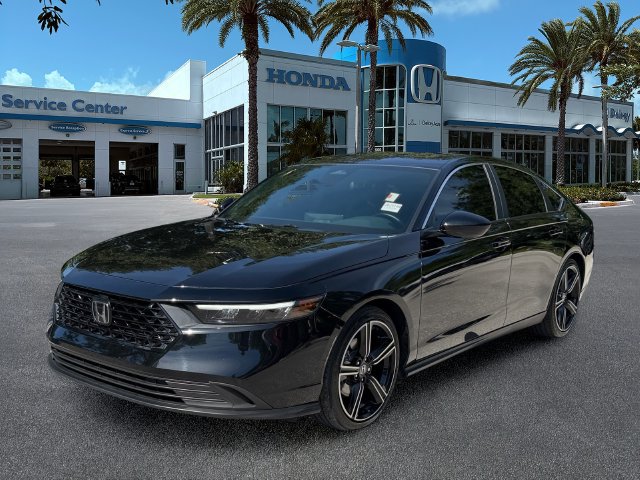 Used 2025 Honda Accord Sport image 4
