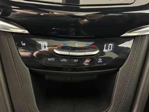 Used 2021 Cadillac XT6 Premium Luxury AWD/4WD image 20