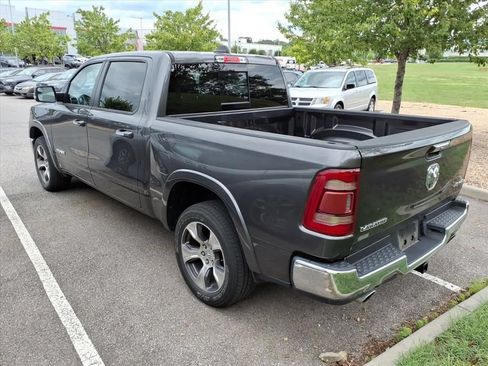Used 2022 RAM 1500 Laramie AWD/4WD image 3