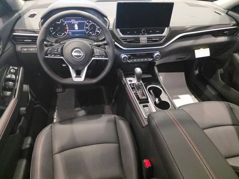 New 2025 Nissan Altima 2.5 SR w/ SR Premium Package image 3