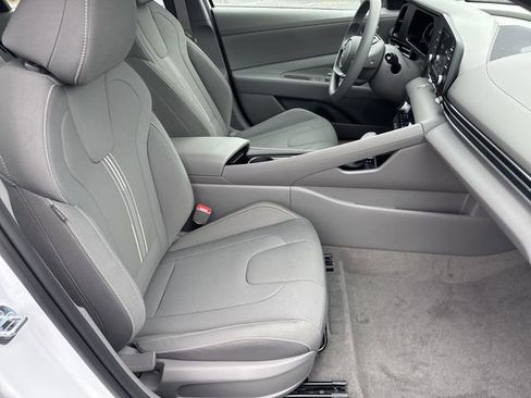 New 2026 Hyundai Elantra Blue image 13