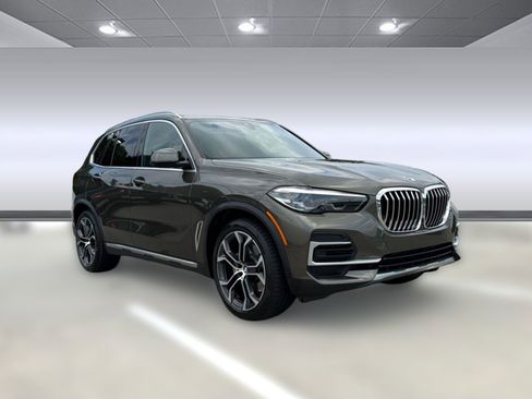 Certified 2023 BMW X5 sDrive40i w/ Premium Package RWD image 7