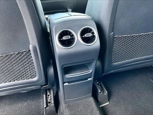 Certified 2023 Mercedes-Benz GLB 250 4MATIC image 25