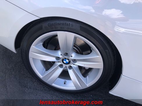 Used 2013 BMW 335i Convertible image 24