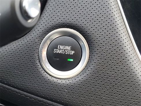 Certified 2024 Cadillac XT6 Luxury w/ LPO, Floor Liner Package image 19