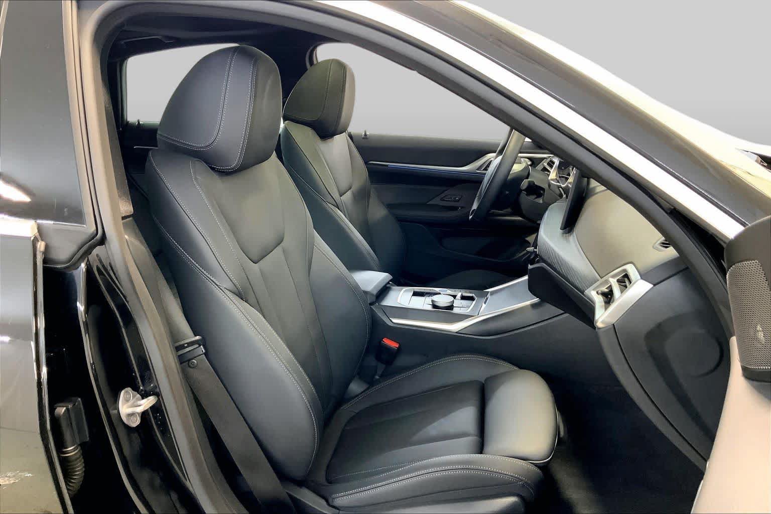 Used 2025 BMW i4 xDrive40i w/ Premium Package AWD/4WD image 8