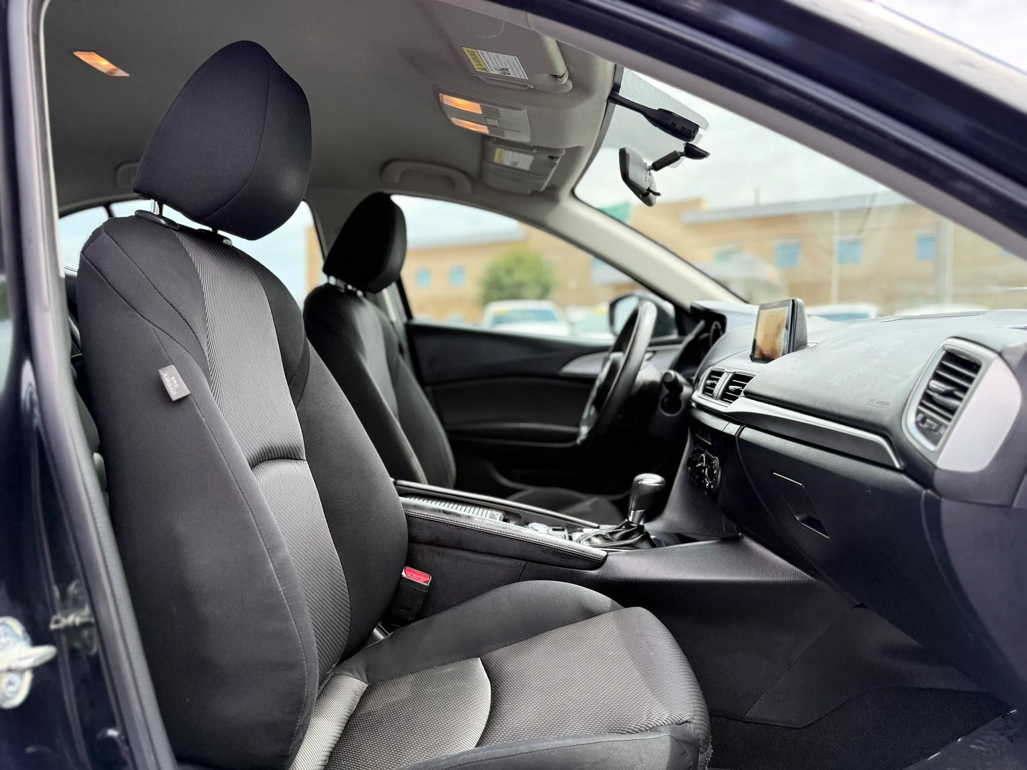 Used 2017 MAZDA MAZDA3 Sport FWD image 24