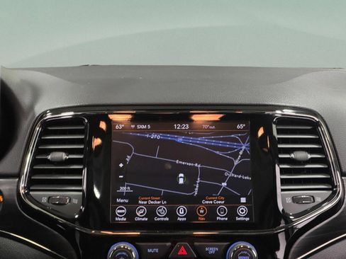 Used 2020 Jeep Grand Cherokee Limited X image 14