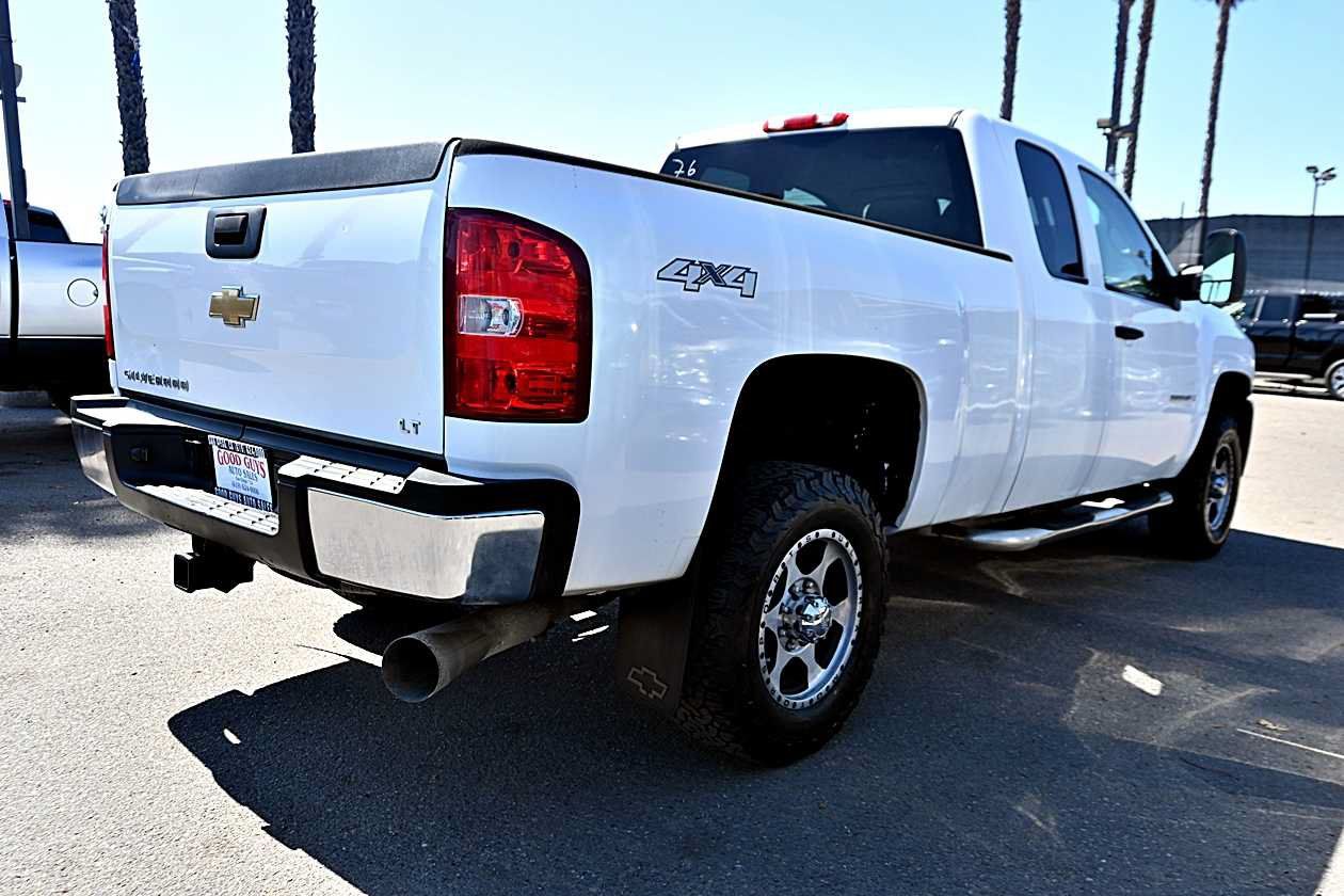 Used 2007 Chevrolet Silverado 2500 LT AWD/4WD image 7