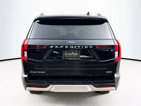 Used 2025 Ford Expedition Max Platinum image 7