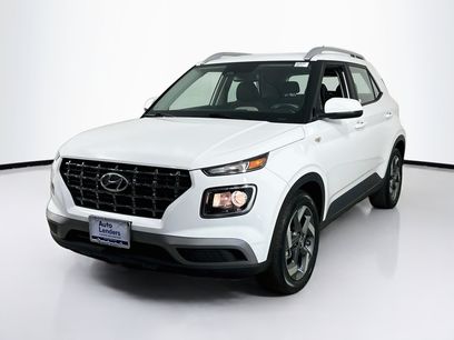 Used 2023 Hyundai Venue SEL