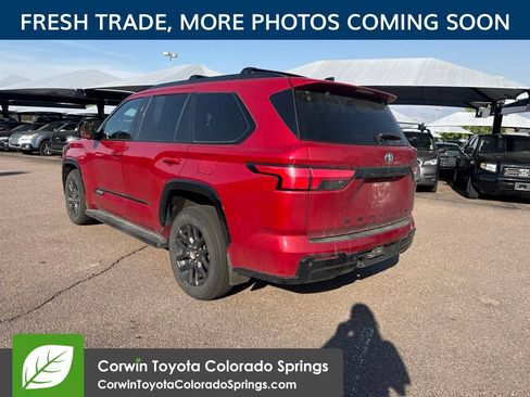 Used 2023 Toyota Sequoia Platinum AWD/4WD image 6