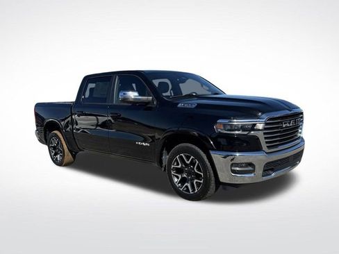 Used 2025 RAM 1500 Laramie image 8