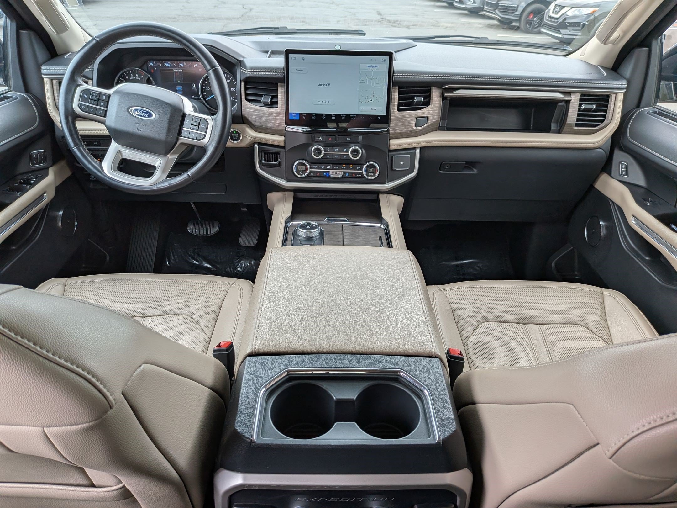 Used 2024 Ford Expedition Limited AWD/4WD image 29