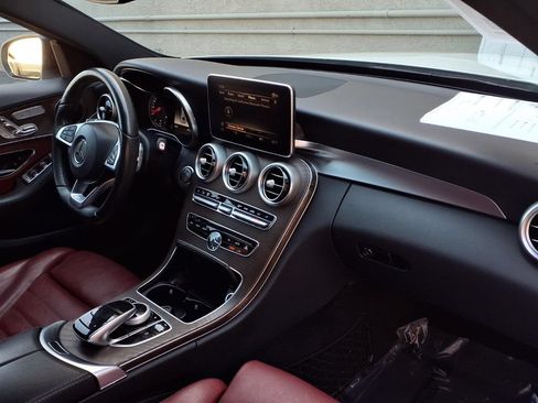Used 2018 Mercedes-Benz C 300 Sedan image 23