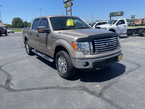 Used 2011 Ford F150 XLT w/ XLT Chrome Pkg AWD/4WD image 2