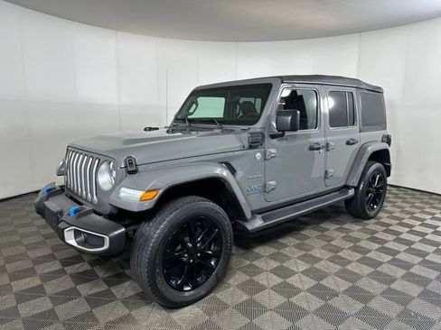 Used 2023 Jeep Wrangler Unlimited Sahara image 7