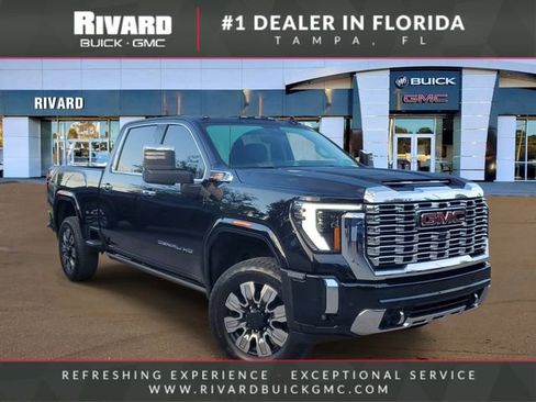 Used 2025 GMC Sierra 3500 Denali w/ Denali Reserve Package AWD/4WD image 1