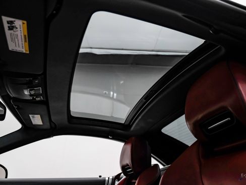 Used 2017 Mercedes-Benz SL 550 image 42