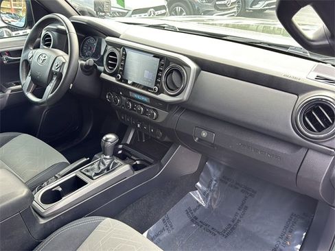 Used 2021 Toyota Tacoma TRD Off-Road image 27