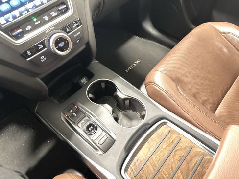 Used 2020 Acura MDX SH-AWD w/ Technology Package image 26